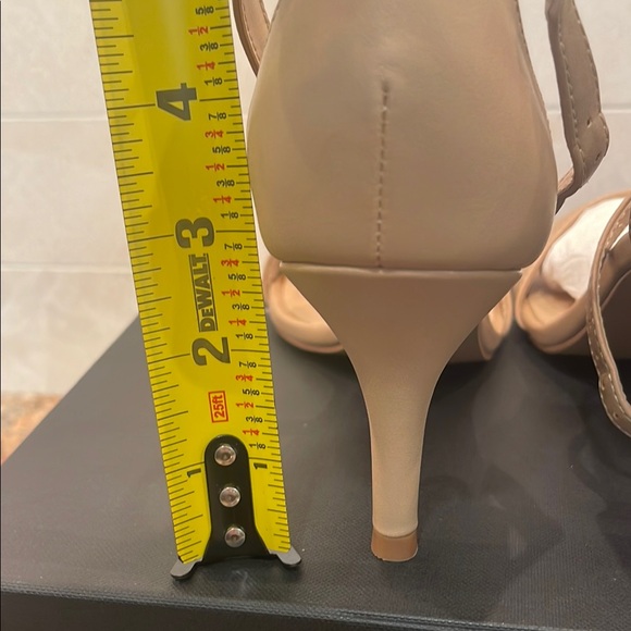 Steve Madden Beige Heeled Sandals with Ankle Strap - Picture 5 of 5